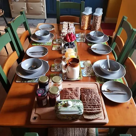 Traditional Irish Farmhouse Anascaul